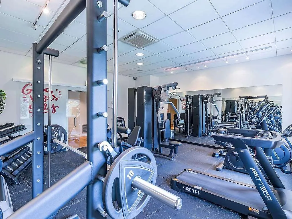 **  Hotel Ibis Lisboa Alfragide Амадора Португалия