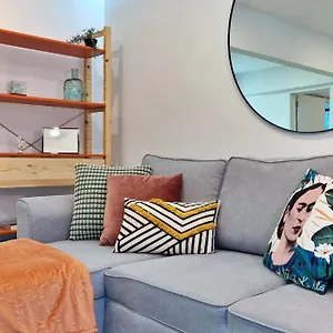 Cozy - Your Away Apartamento