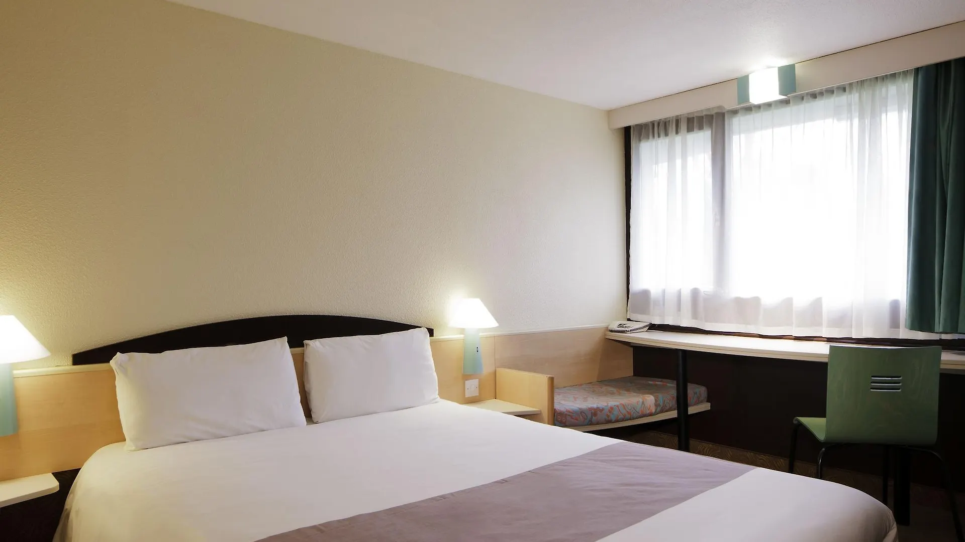 Hotel Ibis Lisboa Alfragide Amadora 2*,